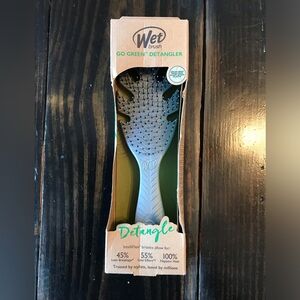 Wet Brush Go Green Detangle Hair Brush